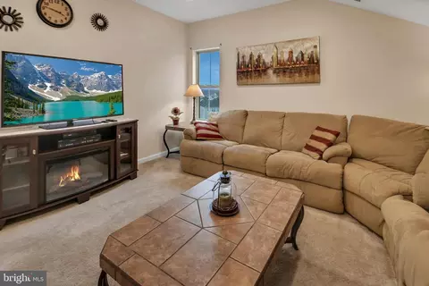4839 Hiteshow Dr #402, Frederick, MD 21703 photo 8