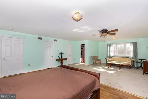 Bedroom - 4602 E Basford Rd, Frederick, MD 21703 photo 2 of 9