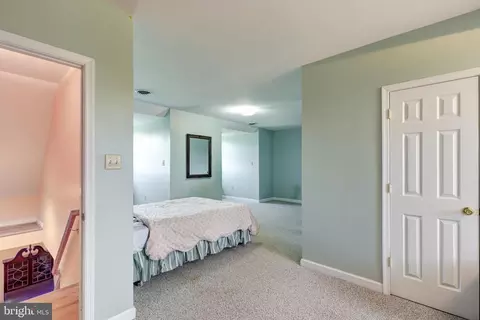 Bedroom - 4602 E Basford Rd, Frederick, MD 21703 photo 6 of 9