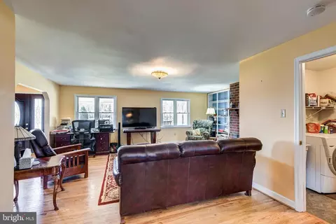 Living - 4602 E Basford Rd, Frederick, MD 21703 photo 4 of 6