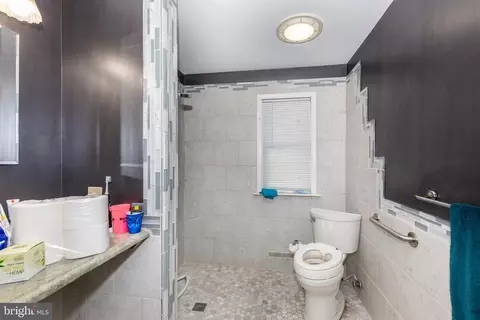 Bath - 4602 E Basford Rd, Frederick, MD 21703 photo 4 of 9