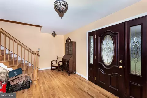 Entry Way - 4602 E Basford Rd, Frederick, MD 21703 photo 2 of 4