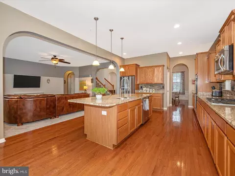 Kitchen - 1907 Culebra Ct, Frederick, MD 21702 photo 4 of 7