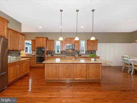 Kitchen - 1907 Culebra Ct, Frederick, MD 21702 photo 2 of 7