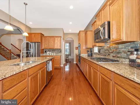 Kitchen - 1907 Culebra Ct, Frederick, MD 21702 photo 5 of 7