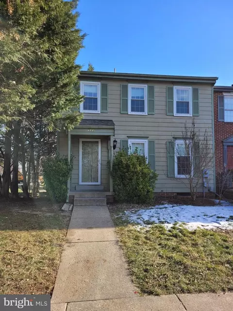 8235 Black Haw Ct, Frederick, MD 21701