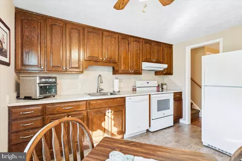Kitchen - 7016 Willow Tree Dr S, Middletown, MD 21769 photo 1 of 3