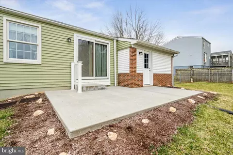 Exterior - 7016 Willow Tree Dr S, Middletown, MD 21769 photo 8 of 14
