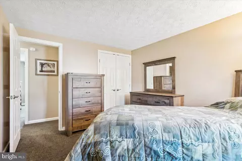 Bedroom - 7016 Willow Tree Dr S, Middletown, MD 21769 photo 5 of 8