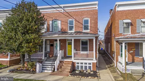 Exterior - 221 Washington St, Frederick, MD 21701 photo 2 of 16