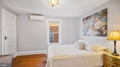Bedroom - 221 Washington St, Frederick, MD 21701 photo 2 of 3