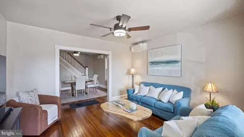 Living - 221 Washington St, Frederick, MD 21701 photo 1 of 4