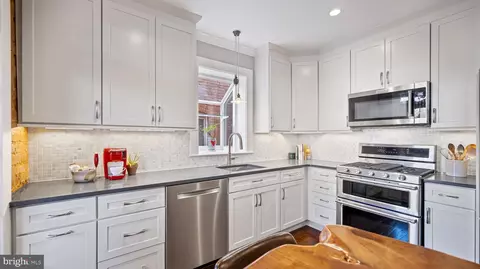 Kitchen - 221 Washington St, Frederick, MD 21701 photo 3 of 6