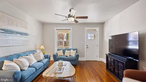 Living - 221 Washington St, Frederick, MD 21701 photo 3 of 4
