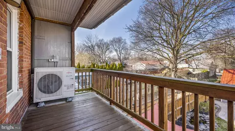 Exterior - 221 Washington St, Frederick, MD 21701 photo 4 of 16