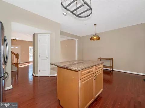 Kitchen - 9522 Bellhaven Ct, Frederick, MD 21701 photo 7 of 9