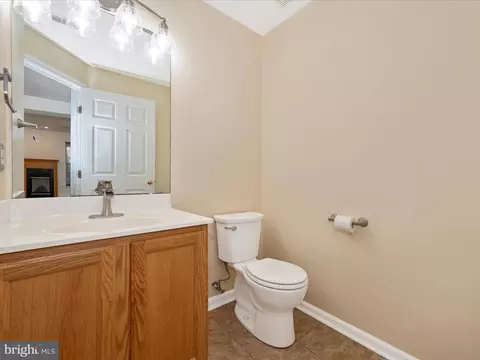 Bath - 9522 Bellhaven Ct, Frederick, MD 21701 photo 6 of 6