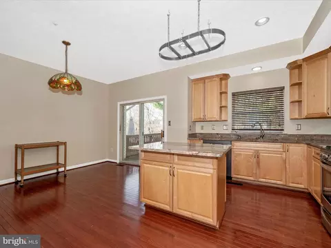 Kitchen - 9522 Bellhaven Ct, Frederick, MD 21701 photo 9 of 9