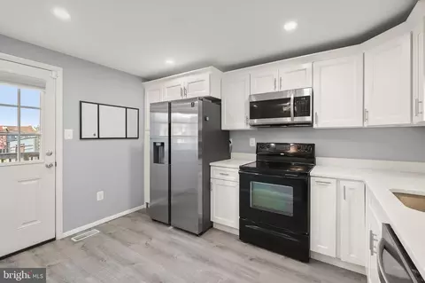 Kitchen - 239 Canfield Ter, Frederick, MD 21702 photo 2 of 2