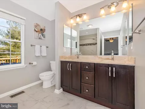 Bath - 97 Vicksburg Ct, Frederick, MD 21702 photo 1 of 5