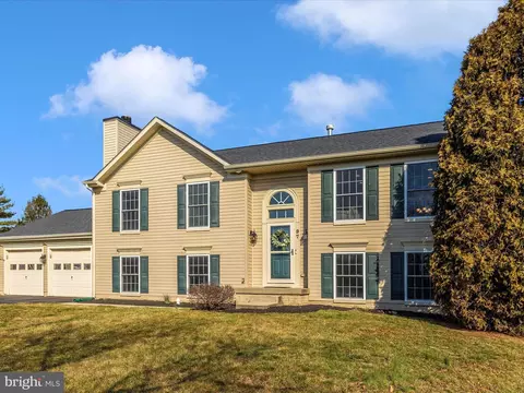 Exterior - 97 Vicksburg Ct, Frederick, MD 21702 photo 8 of 25