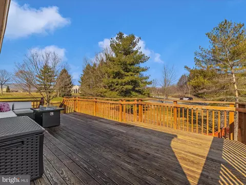 Exterior - 97 Vicksburg Ct, Frederick, MD 21702 photo 16 of 25
