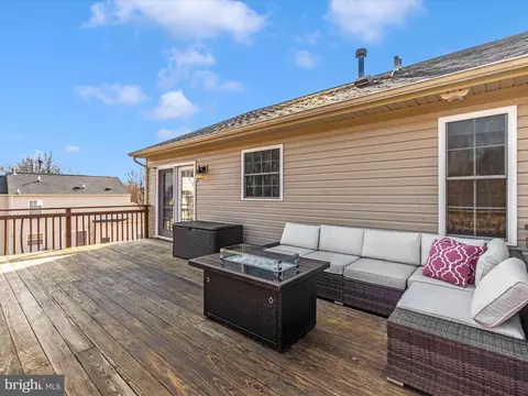 Exterior - 97 Vicksburg Ct, Frederick, MD 21702 photo 15 of 25