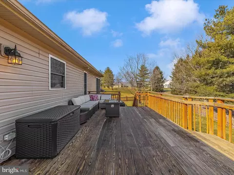 Exterior - 97 Vicksburg Ct, Frederick, MD 21702 photo 17 of 25