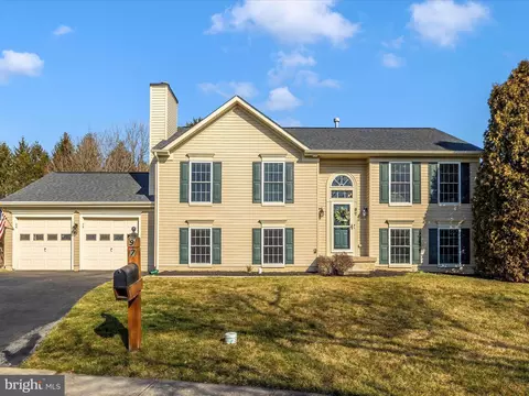 97 Vicksburg Ct, Frederick, MD 21702
