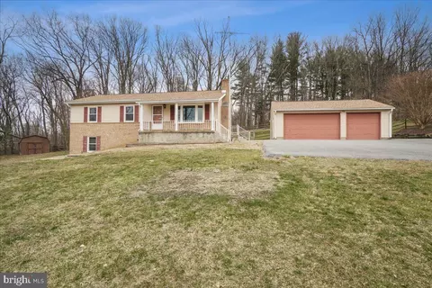 9206 Providence Ct, Frederick, MD 21701