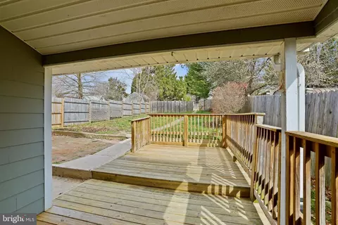 Exterior - 13 E St, Brunswick, MD 21716 photo 2 of 6
