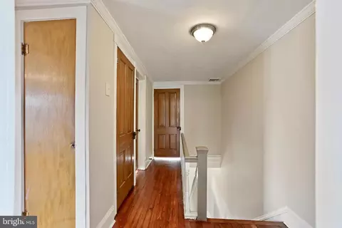 Entry Way - 13 E St, Brunswick, MD 21716 photo 3 of 3