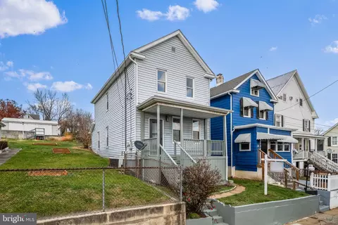 13 C St, Brunswick, MD 21716