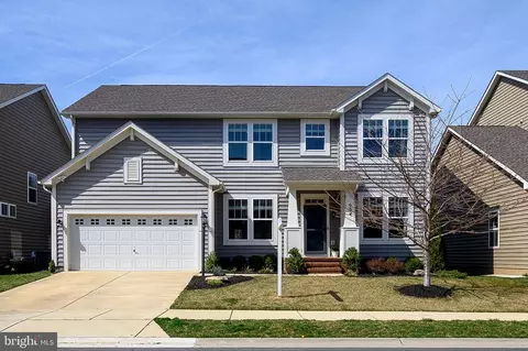 904 Holden Rd, Frederick, MD 21701