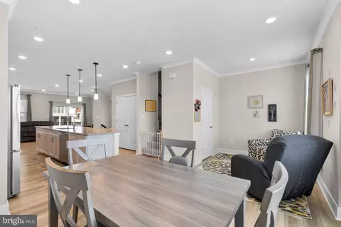 Dining - 1319 Arvon Trl, Frederick, MD 21702 photo 2 of 3