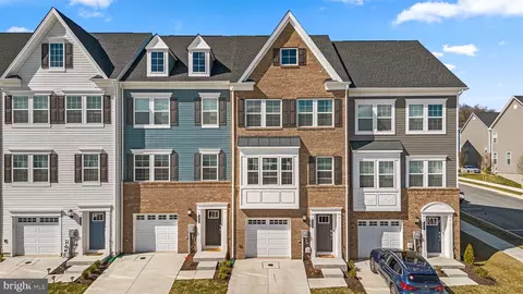 1319 Arvon Trl, Frederick, MD 21702