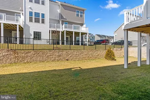 Exterior - 1319 Arvon Trl, Frederick, MD 21702 photo 6 of 7