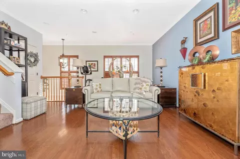 Living - 2490 Lakeside Dr, Frederick, MD 21702 photo 2 of 4