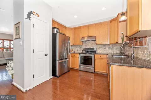 Kitchen - 2490 Lakeside Dr, Frederick, MD 21702 photo 2 of 5