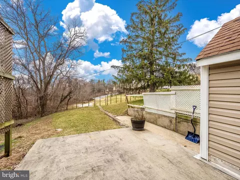 Exterior - 6726 Jefferson Blvd, Frederick, MD 21703 photo 11 of 13