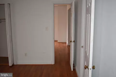 Entry Way - 6726 Jefferson Blvd, Frederick, MD 21703 photo 10 of 17