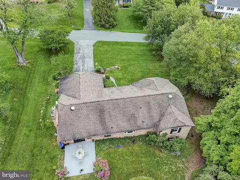 View/Area - 7306 Brookside Dr, Frederick, MD 21702 photo 12 of 14