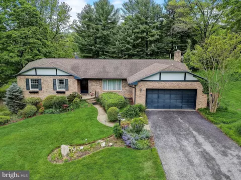 Exterior - 7306 Brookside Dr, Frederick, MD 21702 photo 9 of 12