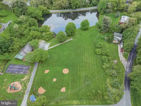 View/Area - 7306 Brookside Dr, Frederick, MD 21702 photo 2 of 14
