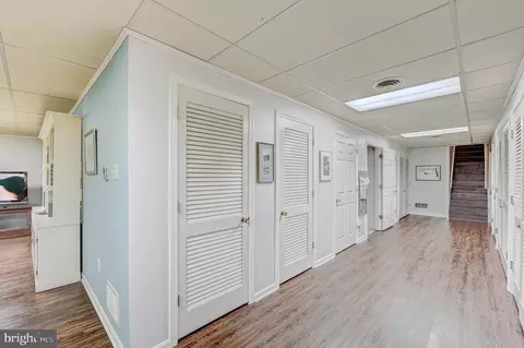 Entry Way - 7306 Brookside Dr, Frederick, MD 21702 photo 7 of 7