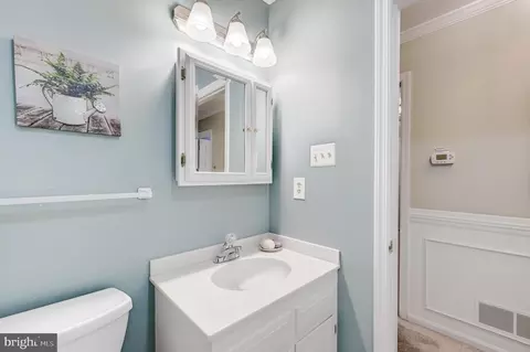 Bath - 7306 Brookside Dr, Frederick, MD 21702 photo 2 of 3