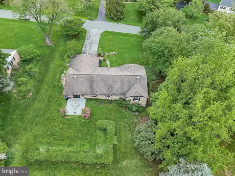 View/Area - 7306 Brookside Dr, Frederick, MD 21702 photo 7 of 14