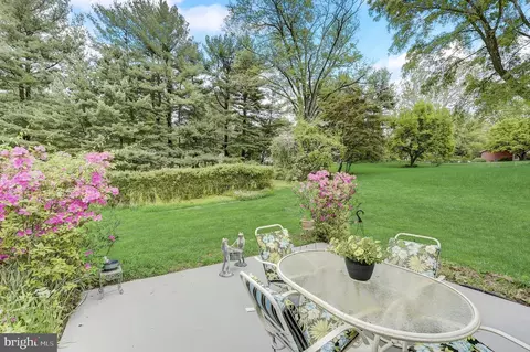 Exterior - 7306 Brookside Dr, Frederick, MD 21702 photo 6 of 12