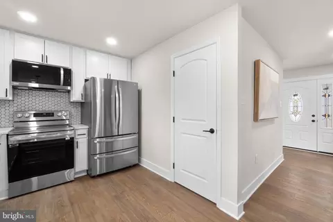 Kitchen - 5327 Goldmine Rd, Frederick, MD 21703 photo 3 of 5
