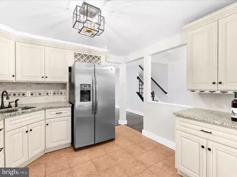7993 Thrush Ct, Frederick, MD 21701 photo 9